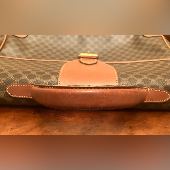 Authentic Celine Triomphe Vintage Macadam Messenger bag - Picture 5 of 12